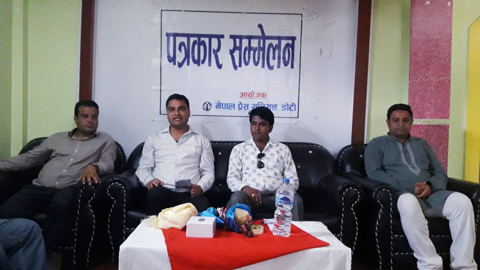 प्रधानमन्त्री ‘प्राचीन कम्यूनिष्ट’ निस्किएः नेता पौडेल