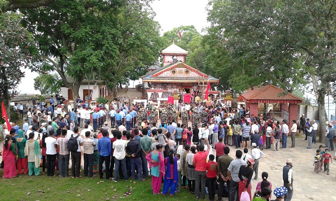 नेपालमा कोराना नफैलियोस् भन्दै शैलेश्वरीमा ‘भाकल’