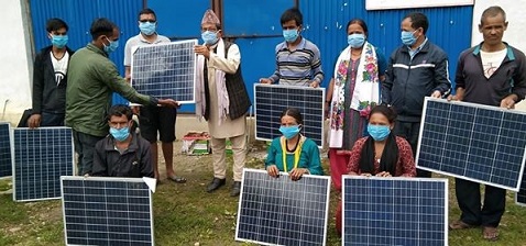 बडिकेदार गाउपालिकामा सोलार वितरण