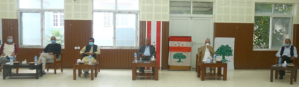  कांग्रेस पदाधिकारी बैठक सभापति देउवा निवासमा सुरु