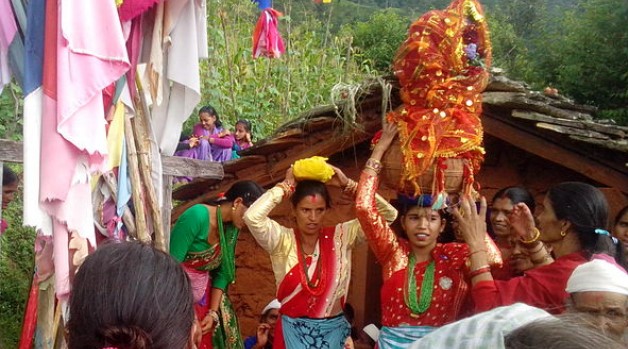 बैतडीमा गौरा पर्व र तीज मनाउन रोक