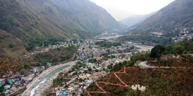 शैलुन व्यवसायीलाई कोराना संक्रमण देखिएपछि दार्चुला सदरमुकाम सिल