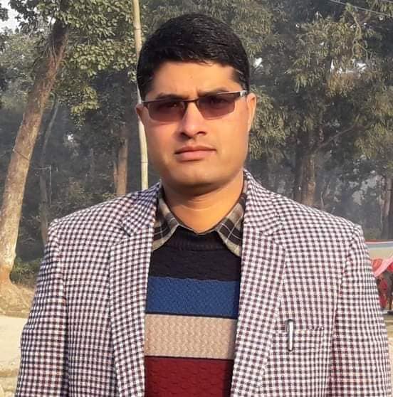 प्रेस युनियनका केन्द्रिय पार्षद् जोशीद्वारा अक्षयकोषमा सहयोग