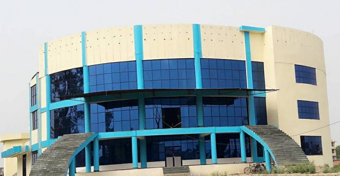 महेन्द्रनगरमा नौ करोडमा बनेको सभागृह अलपत्र