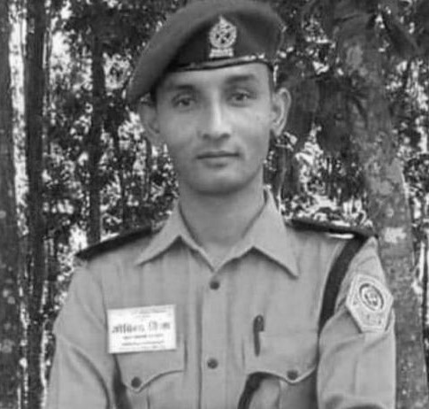 धनगढीमा हत्या गरिएका असई बिकको शव परिवारले बुझे