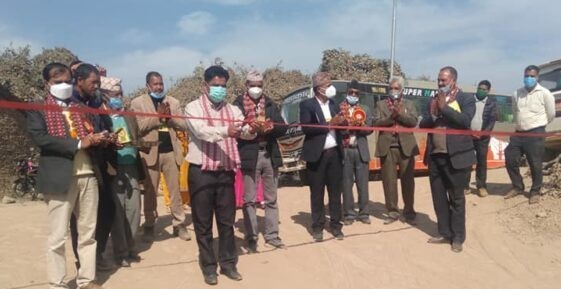 बैतडीको मेलौली–पञ्चेश्वर खण्ड स्तरोन्नति कार्य शुरु