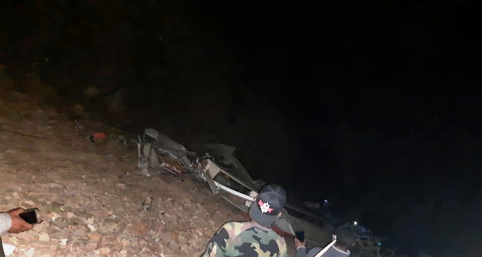 बैतडीमा बस दुर्घटना : ९ जनाको मृत्यु, ३४ घाइते, ४ जनाको सनाखत