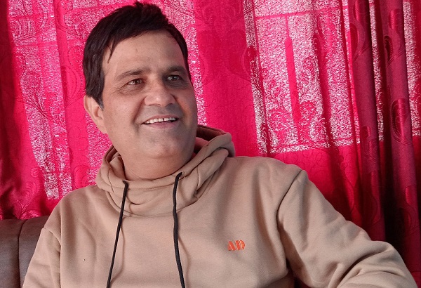 मनोज गजुरेलको कोरोना अनुभव : सरकारले भनेझैं श्वास फेर्न गाह्रो हुन्जेल कुरें