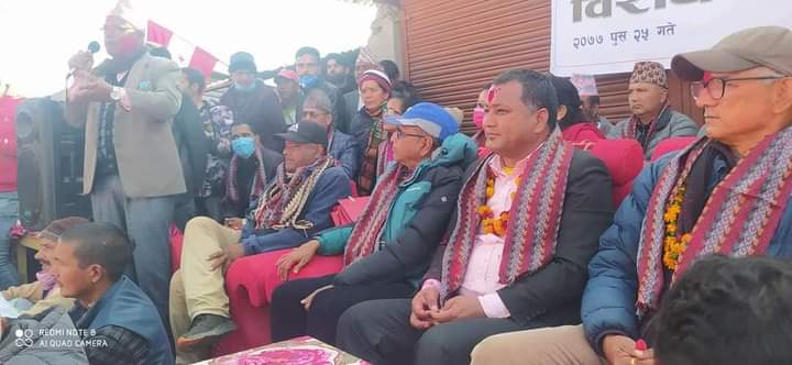 नेकपाका वडा कमिटी अध्यक्ष कांग्रेस प्रवेश 