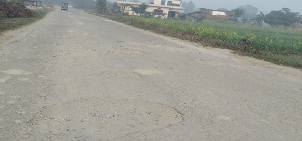 थोत्रियो एयरपोर्ट सडक