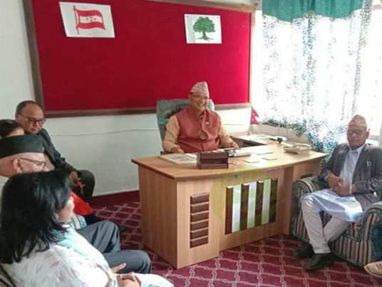 सरकारले संबिधान भन्दा बाहिर गएर मन्त्रीमण्डल पुर्नगठन गरेको काँग्रेसको आरोप