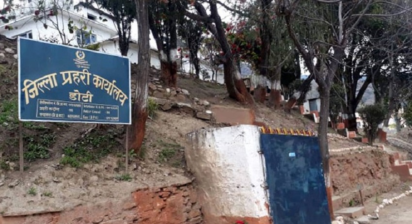 बन्दाबन्दीमा यात्रु ओसार्ने चालकविरुद्ध डोटीमा मुद्दा दर्ता