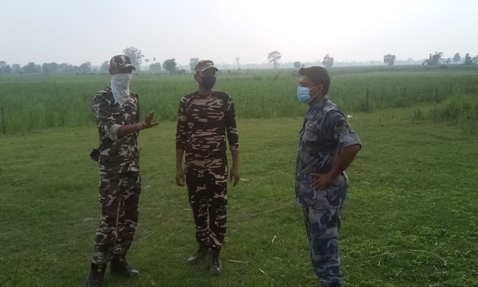 भारतीय पक्षद्वारा हुलाकी सडक कालोपत्रेको काममा अवरोध