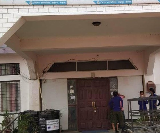 वडा विभाजन गर्न थालेपछि टीकापुर नगरपालिकामा तालाबन्दी