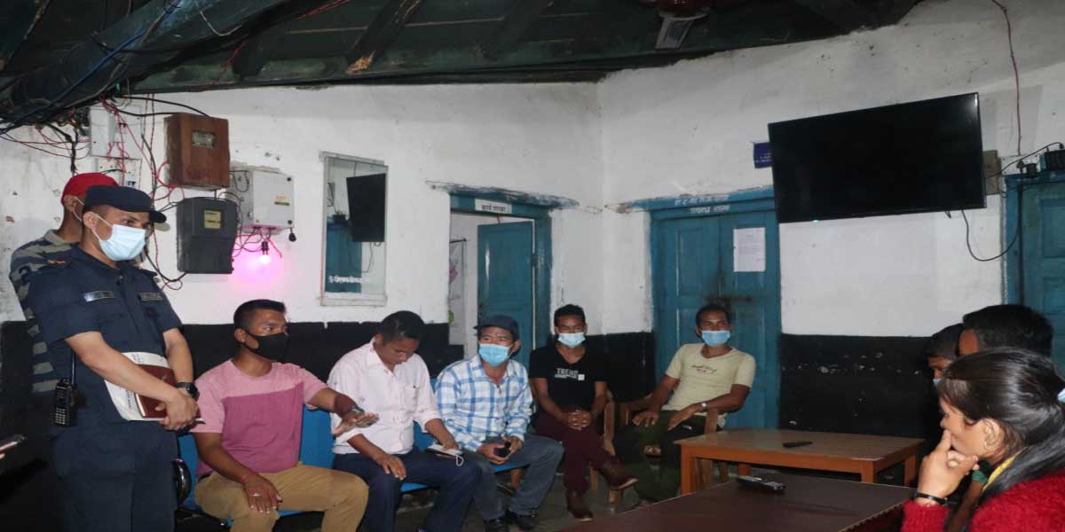 जयसिंह धामी बेपत्ता प्रकरण : दार्चुला पुगेको छानबिन समितिले छलफल गर्दै