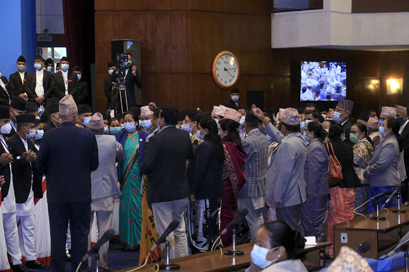 एमालेको अवरोधकाबीच संसदबाट विनियोजन विधेयक पारित, अर्को बैठक असोज ४ गते