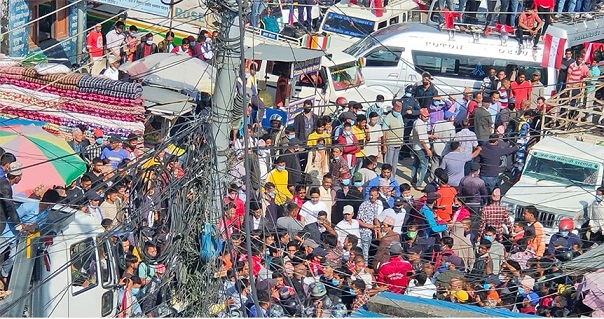 कांग्रेस कार्यकर्ता भेलामा झडप, आधा दर्जन कार्यकर्ता सामान्य घाइते