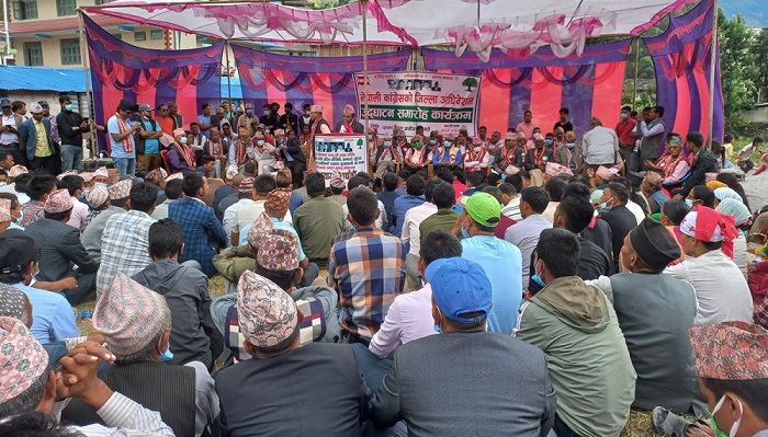 सुदूरपश्चिम कांग्रेस: बझाङमा देउवा समूह हावी, बाजुरामा मिश्रित