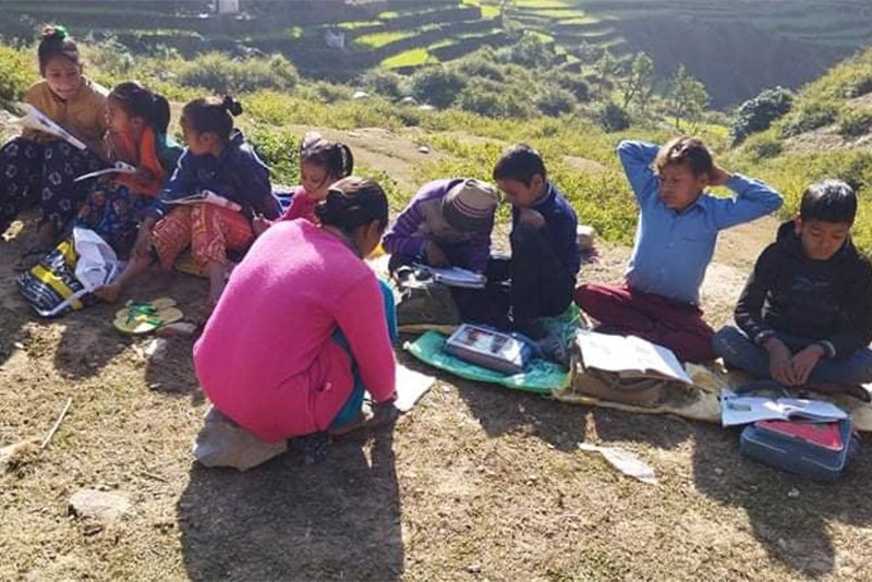 पहिराेले विद्यालय भवन भत्किँदा पठनपाठन प्रभावित