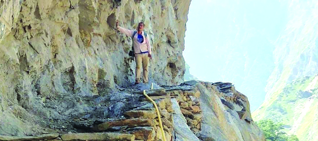 छाङ्गरु तिङ्कर जोड्ने घोरेटो बाटो यही वर्ष सम्पन्न हुने