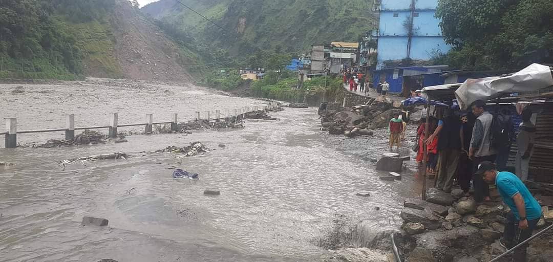 बाढीपहिरोले दार्चुलामा ठूलो धनजनको क्षेती : ५ जनाको मृत्यु, १० जना बेपत्ता