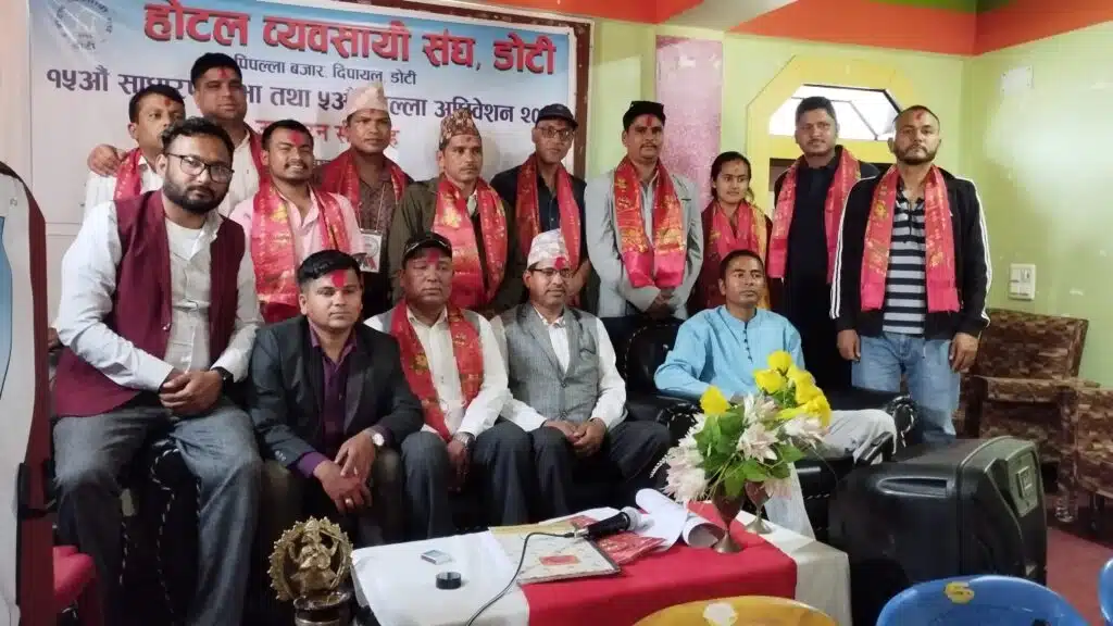 होटल व्यवसायी संघ डोटीको अध्यक्षमा खड्का निर्वाचित