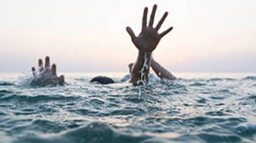 सेती नदीमा डुबेर ५ वर्षीय बालक बेपत्ता, एकको उद्धार