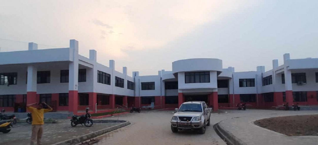 कैलालीको गोदावरी नगरपालिकाले आफ्नै भवनबाट सेवा दिन सुरु गर्‍यो