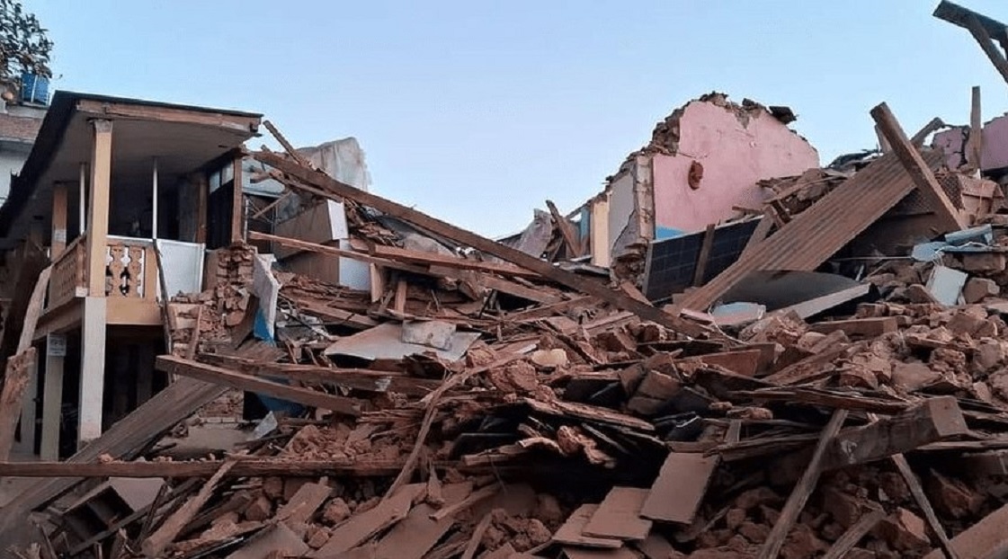 भूकम्प प्रभावितलाई डोटीको सायल र बोगटान फुड्सिल गाउँपालिकाले २-२ लाख रुपैयाँ सहयोग गर्ने