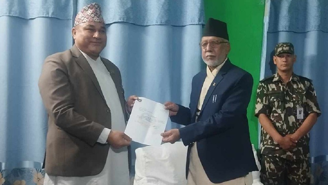 सुदूरपश्चिम प्रदेशका मुख्यमन्त्री शाहले दिए राजीनामा