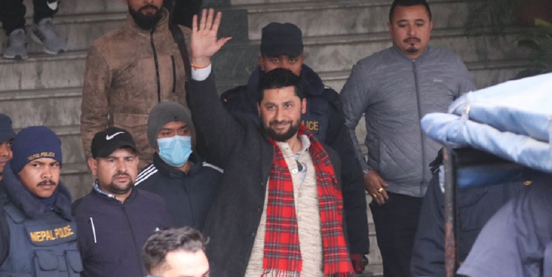 रवि लामिछानेलाई फेरि पठाइयो हिरासत, काठमाडौं अदालतमा भोलि थुनछेक बहस हुने