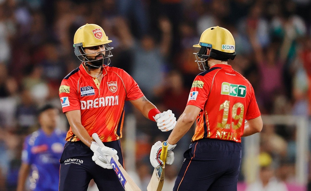 मुम्बईलाई हराउँदै पन्जाब आइपिएल फाइनलमा, उपाधिका लागि बेंग्लुरूसँग खेल्ने