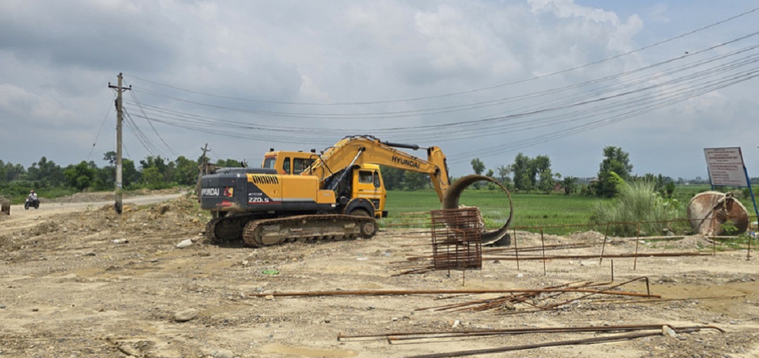 मेची-महाकाली रेलमा ६ वर्षसम्म टुंगिएन मुआब्जा विवाद 