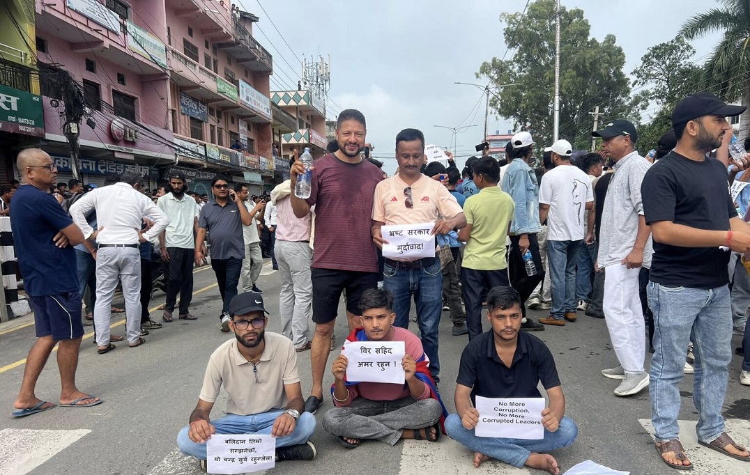 धनगढीमा जेन-जीको आन्दोलन बिहानैदेखि सुरू, मुख्यमन्त्री कार्यालय घेराऊ