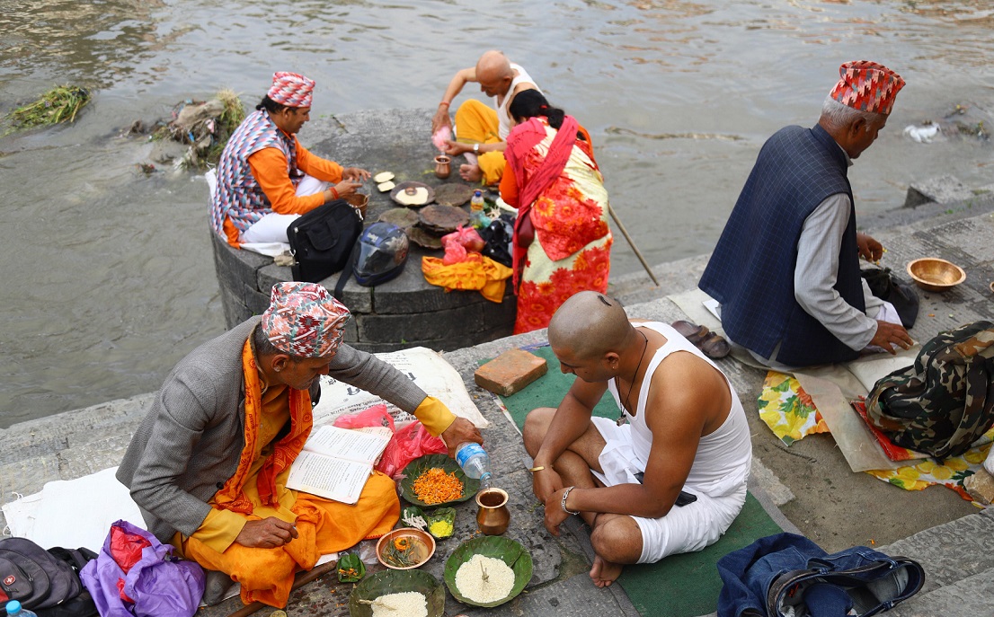 आजदेखि सोह्र श्राद्ध सुरु, कुन तिथिमा कसको श्राद्ध गरिन्छ ?